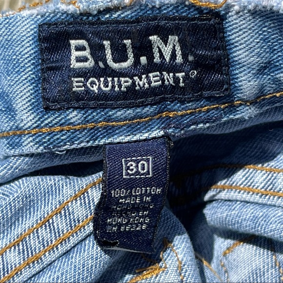 Vintage 90s B.U.M. Equipment Distressed Straight Leg Dad Boyfriend Jeans - Picture 6 of 13